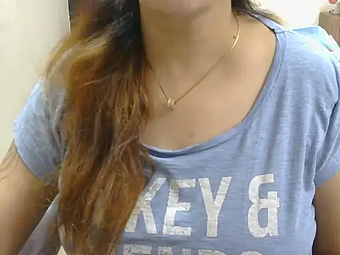 spicy Zara online show from June 23, 12:25 pm