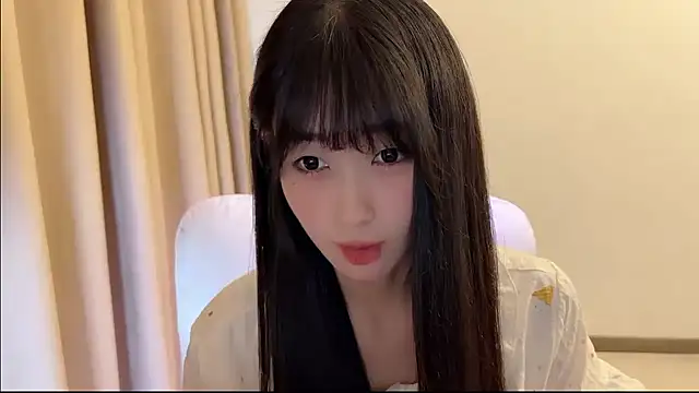 xiaooyee online show from April 16, 1:33 pm