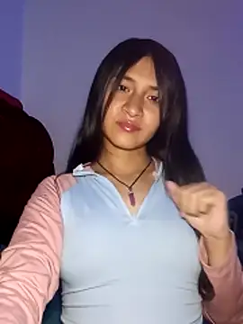 KarolaMendez online show from June 6, 12:39 am