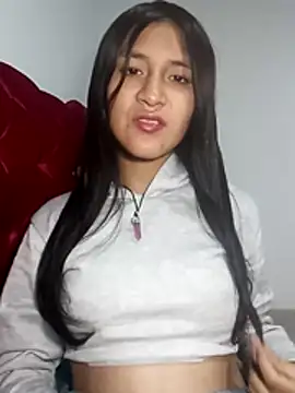 KarolaMendez online show from June 16, 12:11 am