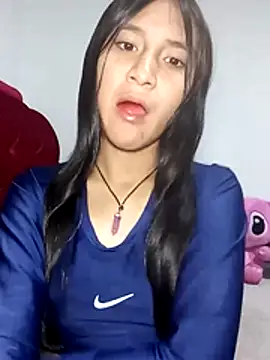 KarolaMendez online show from July 5, 1:56 am
