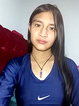 KarolaMendez online show from July 4, 1:45 am