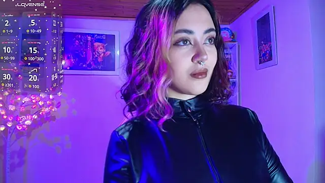 Nanachi uwu online show from July 9, 5:43 am