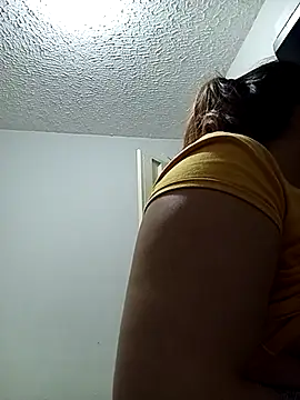 Brittany G online show from April 18, 5:32 am