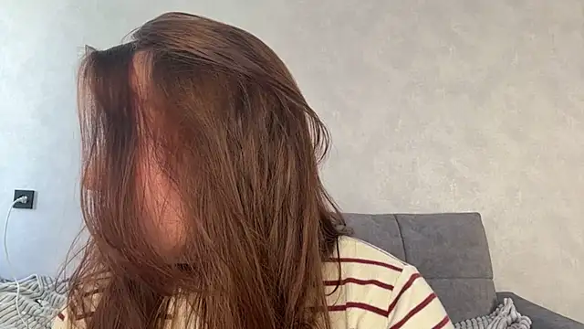 Ellaizatelly online show from April 16, 7:08 am