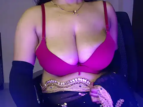 MaiRra  online show from March 20, 5:40 pm