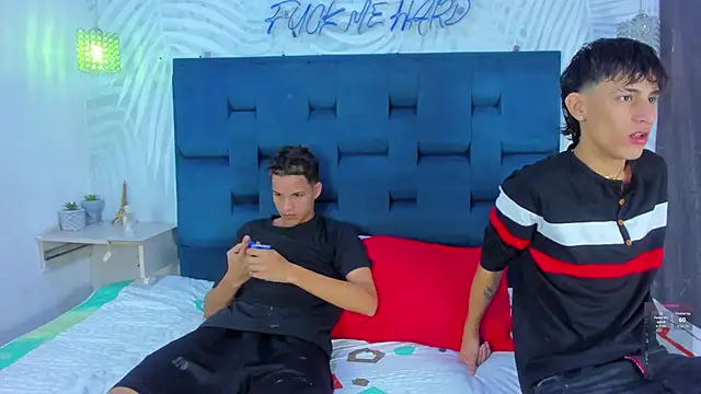 Only3Trio online show from April 19, 6:10 pm