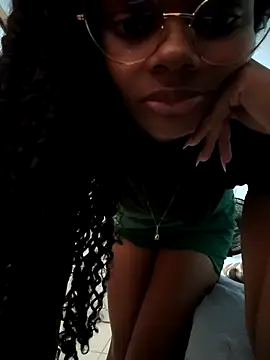 marialuiza2027 online show from July 14, 10:54 am