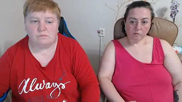 Lindy-Jeanie online show from May 29, 5:55 pm