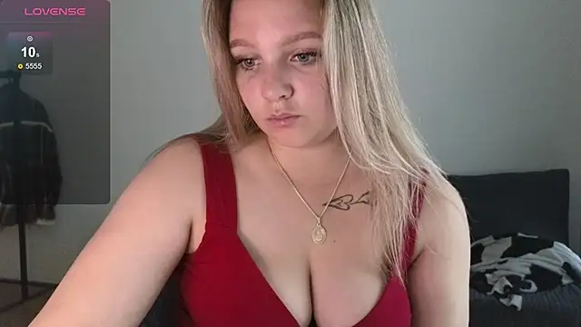 bettyloveu online show from July 6, 3:03 pm