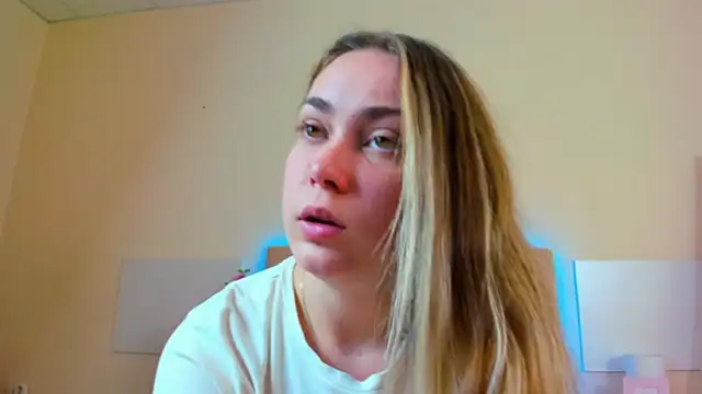 MelanieCuty online show from June 30, 6:02 am
