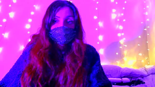 MilkyKittyMilf online show from March 13, 7:04 pm