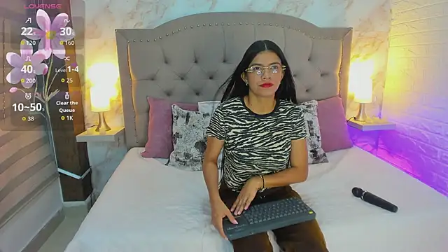 AishaCambell  online show from July 29, 11:32 am