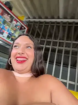 Naughty-Samanta- online show from May 26, 10:31 pm