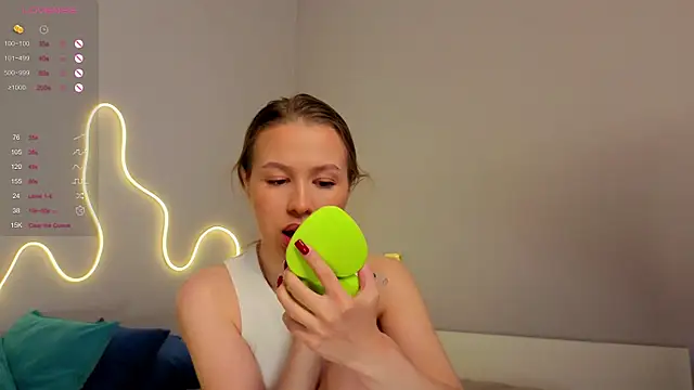Emma dream  online show from May 16, 1:52 am