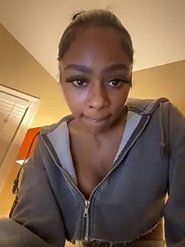 Noelle-XOX online show from March 15, 1:07 am