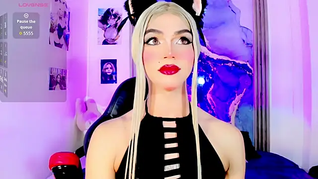 blonde queen- online show from May 29, 8:40 pm