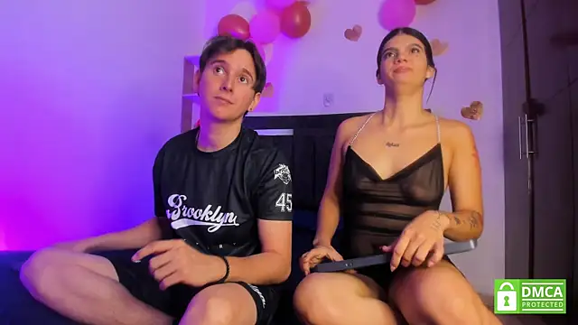 Mariana and Ronny online show from May 16, 7:57 pm