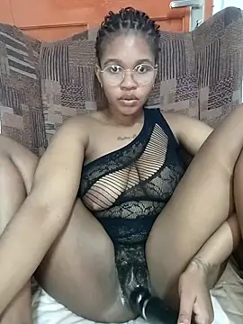 Hotsexyberry222 online show from April 20, 12:30 pm