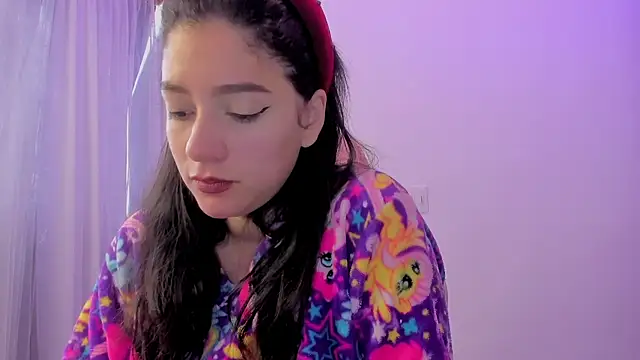 KittyFeet1 online show from April 14, 7:14 pm