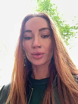 SerenaWest  online show from May 15, 4:10 pm