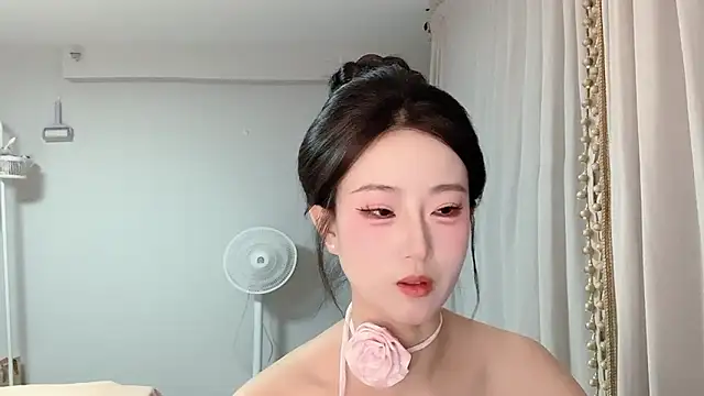 1X-yiyi online show from May 18, 12:22 pm