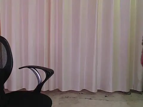 Naughty Nisha19 online show from June 21, 7:23 am