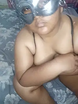 whitechubby07 online show from July 20, 10:39 am
