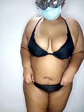 whitechubby07 online show from April 24, 3:48 pm