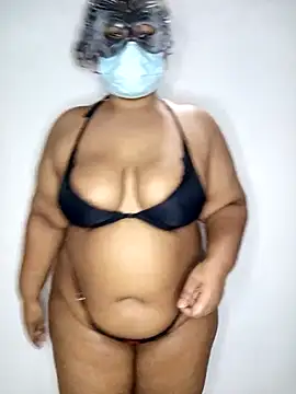 whitechubby07 online show from April 22, 4:26 pm