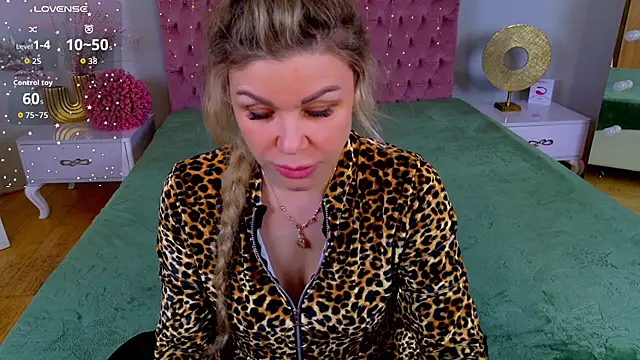 Eloises online show from July 12, 6:58 am