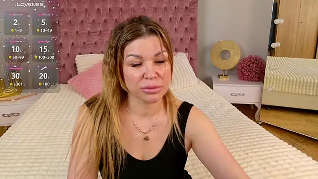 Eloises online show from May 18, 7:14 am