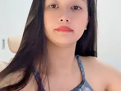 AmyLinee 1 online show from June 5, 7:14 am