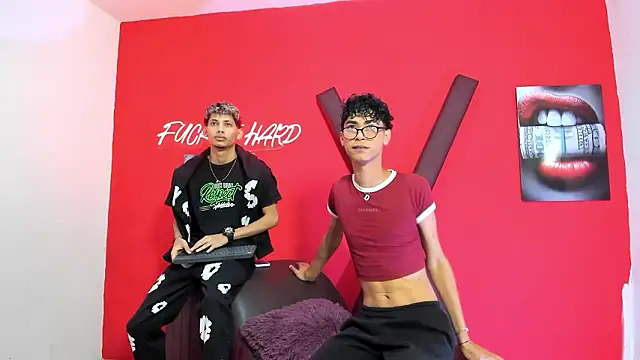 IMPERIAL HOT online show from March 17, 1:59 pm