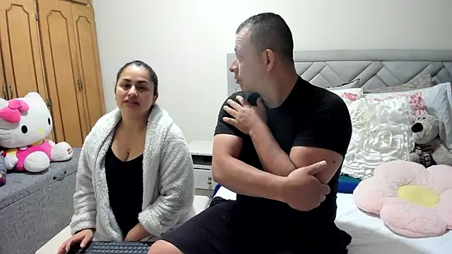 lauren-daniel online show from March 22, 10:49 pm