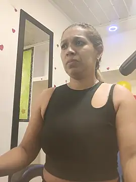 Melisa 14 online show from July 9, 11:45 am