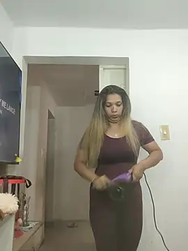 Melisa 14 online show from July 18, 8:33 pm