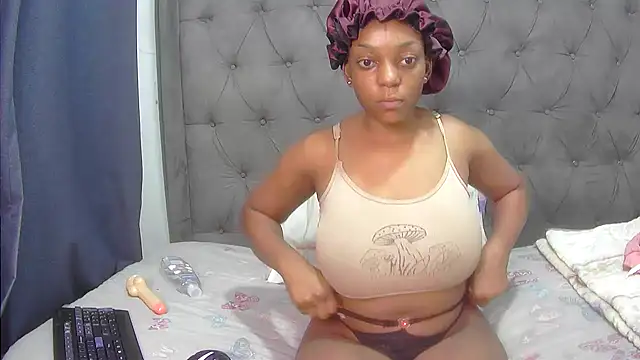 Sexy-Dinamy online show from April 20, 12:35 am