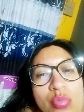 LatinSquirtBaby online show from May 9, 12:56 am