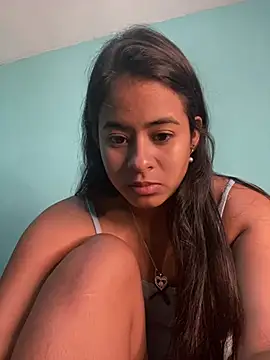 lucirganaxxx online show from July 17, 3:33 am
