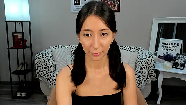 DanaRoges online show from May 22, 6:11 am