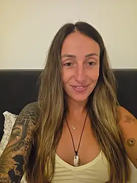 NicoleKaiser online show from July 27, 6:49 pm