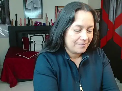 PenelopeSuency online show from July 30, 2:51 pm