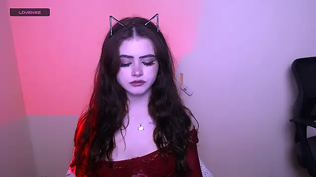  LunnaBelle  online show from July 16, 10:25 pm