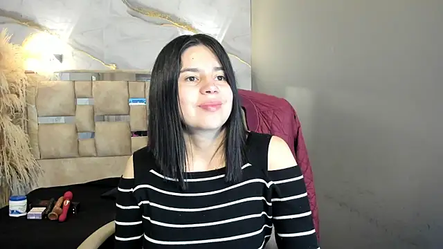 Cata black online show from May 27, 12:35 pm