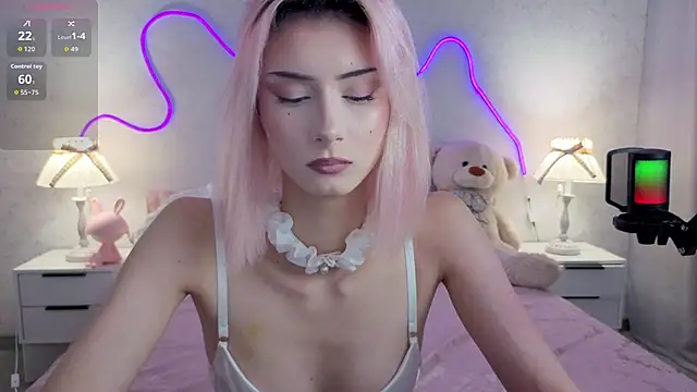kittysocutie online show from July 29, 12:10 am