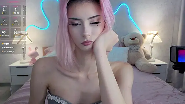 kittysocutie online show from July 24, 2:09 am