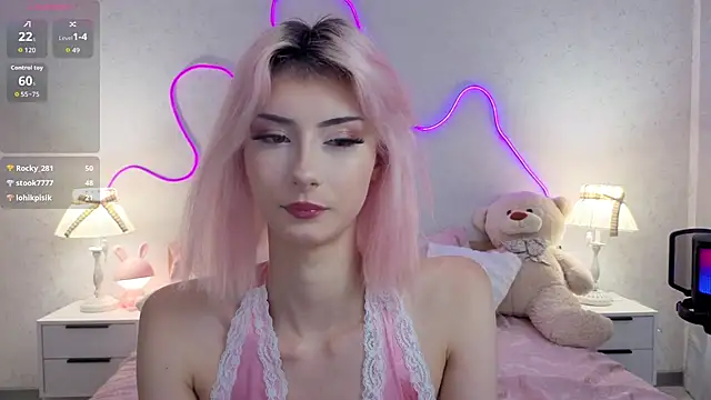 kittysocutie online show from July 19, 1:52 am
