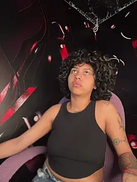 Laila LS online show from June 15, 1:22 pm