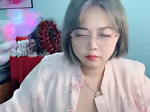 Nhanlu009 online show from May 10, 1:24 pm